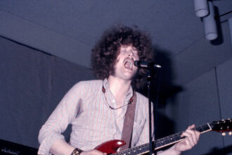 chitaristul mick abrahams membru fondator al jethro tull a murit la varsta de 82 de ani 694fc696a1f15