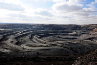 comisia europeana va prezenta un plan pentru a reduce dependenta de pamanturi rare din china au fost prea lenti 692d548385621