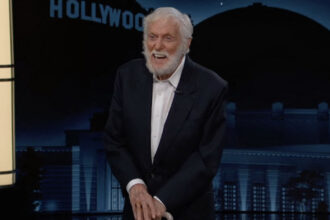 dick van dyke care a implinit 100 de ani spune ca longevitatea sa se datoreaza unui singur obicei stiinta ii da dreptate 6947ffbe728ec