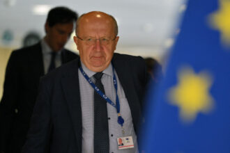 europa are nevoie de propriul plan de pace pentru ucraina comisarul ue pentru aparare un acord nefavorabil ar fi daunator 692fd47bd5b19