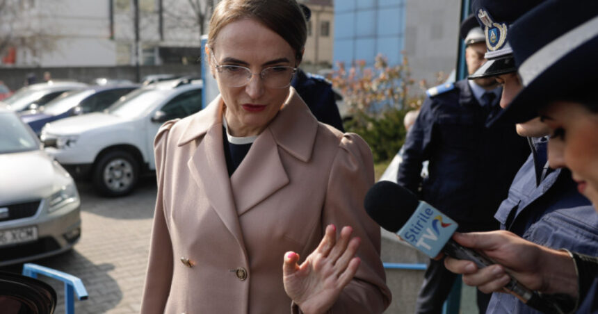 exclusiv ce spune ministrul justitiei intrebat daca lia savonea ar trebui sa demisioneze din functia de sefa iccj 693fc9a414c3b