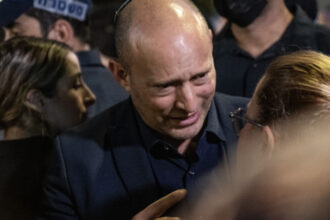 fostul premier israelian naftali bennett victima unui atac cibernetic hackerii nu doar ca au recunoscut dar se si mandresc cu asta 6943f62e70410