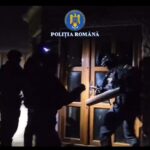 foto arme munitie si caini de vanatoare perchezitii cu politistii de la fortele speciale la braconieri 6939afba9c6f4