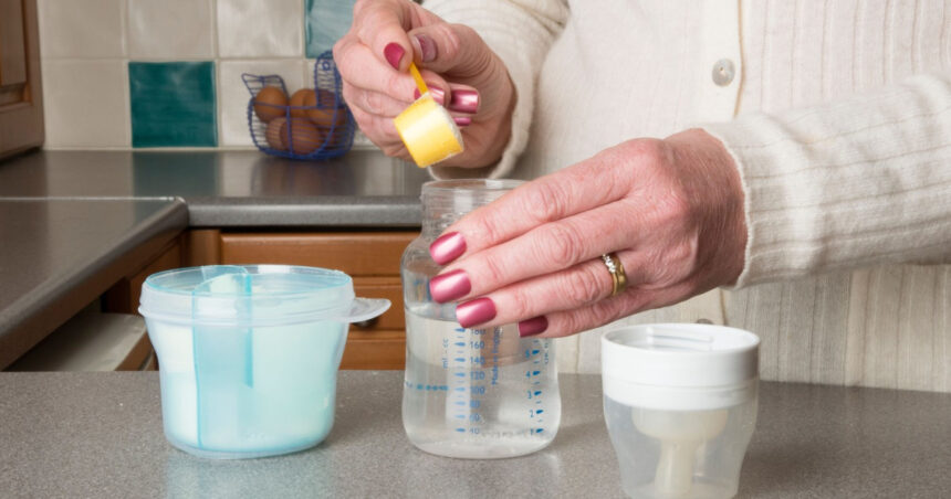 foto loturi de lapte praf pentru bebelusi retrase de la vanzare din mai multe magazine avertismentul ansvsa 693b333b30477