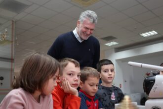 foto navodari open 2025 turneul de sah care a adus la aceeasi masa copii talentati si sportivi experimentati 694000013eb08