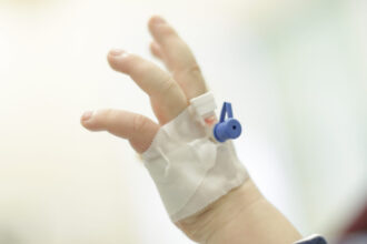guvernul nu a taiat alocatiile de hrana pentru copiii cu hiv sida anpdpd ordonanta trenulet nu schimba acest drept 69526518df4b6