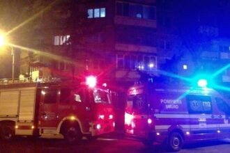 incendiu la un apartament in navodari 26 de persoane s au autoevacuat 694f9a685c062