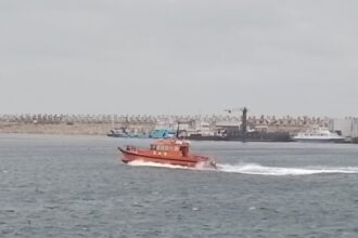 interventie arsvom in zona portului constanta pentru preluarea unui bolnav de la bordul unei nave 6932bf9016c21