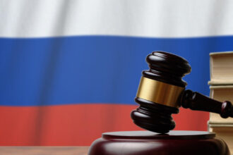 justitia rusa ii condamna in lipsa pe procurorul sef si pe judecatorii cpi pentru ca au emis mandat de arestare pe numele lui putin 693c7a485814a