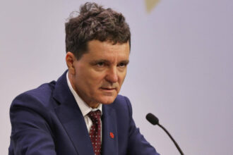 live video nicusor dan primele declaratii dupa alegerile din bucuresti la ora 21 00 presedintele vorbeste la un eveniment cu romanii din franta 693722974a1fe