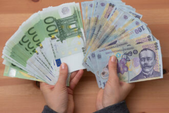 ministerul finantelor a imprumutat 11 miliarde lei prin obligatiuni de stat pentru a acoperi deficitul si a refinanta datoria publica 69373fc56780a