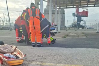 misiune medevac interventie de urgenta pe mare pentru salvarea unui navigator 6939e7b4d8c47