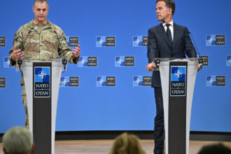 nato isi restructureaza comanda pentru a spori securitatea nordului mai multe tari europene vor tine de comandamentul norfolk din sua 69334dd957622