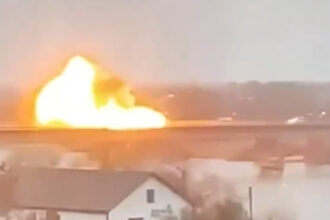 news alert un pod ucrainean din apropierea r moldova lovit de drone rusesti doua puncte de trecere a frontierei au fost inchise 694446fc1ea23