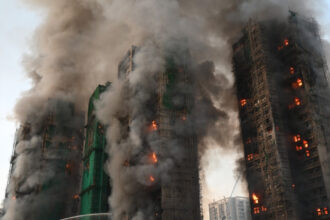 numarul victimelor incendiului din hong kong a crescut la 160 69391989e9677