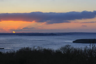 o baza navala care adaposteste submarine nucleare franceze survolata de drone suspecte puscasii marini au deschis focul 6932f28bae8b3