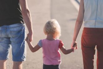 o familie amarata a fost la un pas sa fie aruncata in strada la medgidia desi primaria a intervenit in favoarea ei 69337d08e8828