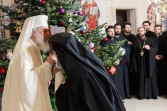 patriarhul daniel vestirea nasterii domnului nu se face doar prin cuvant ci si prin imagine 694d1f2b1a0cb