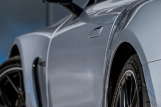 patru persoane intre care administratorul unei firme din romania condamnate in franta pentru frauda in afaceri cu masini importate 6937426a2c583