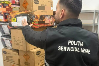 peste o tona si jumatate de materiale pirotehnice au fost descoperite la un tanar de 19 ani din botosani 6935840e73bd3