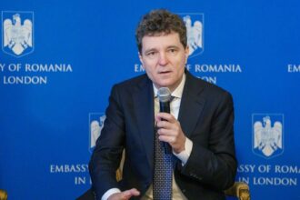 presedintele nicusor dan mesaj la final de an privind spre 2026 este esential ca statul roman sa devina mai eficient mai corect si mai aproape de cetateni 69554db285089