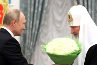putin este un dar de sus patriarhul kirill le cere rusilor sa i multumeasca lui dumnezeu pentru ca au un asemenea lider 69427e27cce8a