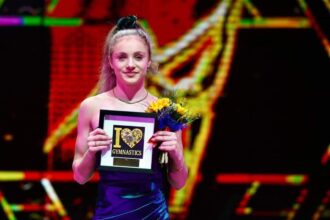 sabrina voinea premiata in cadrul galei beactive 10 ani 693ac13acf65f