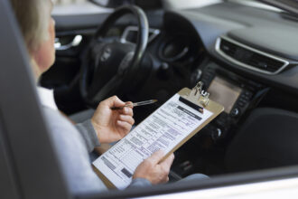 schimbari majore pentru soferi din 27 decembrie permisul de conducere poate fi obtinut fara sala vezi aici categoriile vizate 694bf34cb4596