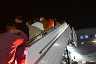 sua deporteaza al doilea grup de iranieni lider religios un zbor al mortii 6937e7699313d