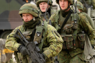 sua vor pastra soldati in lituania pentru inca cel putin 15 ani noua strategie de securitate nu e intreaga politica externa 693c4c67d39a8