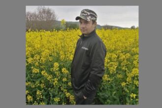 tanar angajat din portul constanta disparut de 10 luni mama sa il cauta cu disperare sunt singura am mai multe afectiuni de sanatate nu imi permit sa merg eu sa l caut 694e30710f92c
