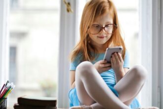 telefonul mobil si riscurile pentru sanatatea copiilor 6939b1f50f605