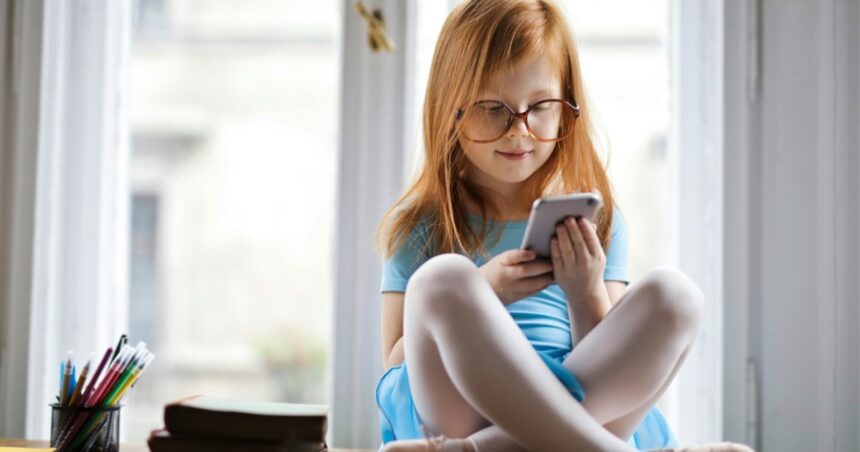 telefonul mobil si riscurile pentru sanatatea copiilor 6939b1f50f605