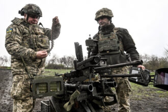 trei sferturi dintre ucraineni se opun planului de pace care ar include retragerea din donbas ce spun despre varianta europeana 693fde78f307d