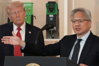 trump da unda verde companiei nvidia sa reia vanzarea cipurilor ai in china 693809f2641f0