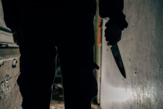 un barbat de 55 de ani din vaslui a fost gasit mort el ar fi fost injunghiat cu cutitul in piept de sotie 693e77ec51738