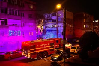 update zeci de persoane s au autoevacuat incendiu la un apartament din navodari 694ef828e6e8e