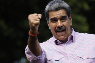 usile sunt deschise cel mai vechi dictator din europa sustine ca nicolas maduro este binevenit in tara sa este un tip dur 694117581ced7