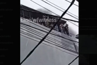 video cel putin 22 de oameni au murit dupa o explozia a unei baterii de drona un bloc de sapte etaje a fost cuprins de flacari 69393ca1c8a93