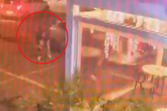video crima in plina strada in italia un moldovean de 32 de ani a injunghiat un localnic scena socanta a fost surpinsa de camere 6942c44149375