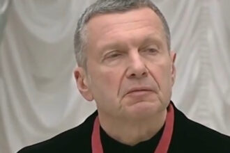 video lui soloviov ii dau lacrimile cand primeste un premiu de la putin e clar omule ca ai fost facut pentru razboi 694e7790b1552
