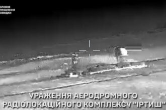 video momentul in care unitatea de elita ucraineana ghosts distruge un avion mig 29 rus si sisteme radar in crimeea 69328fd08e3c7
