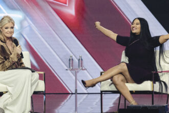 video nicki minaj il numeste asasin pe j d vance la un eveniment al vaduvei lui charlie kirk reactia erikai kirk trebuie sa razi 69490e9ecb679