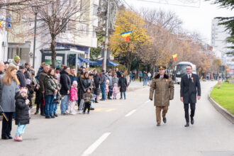 video prefectul si subprefectul de olt au fost plasati sub control judiciar cei doi ar fi tras cu arma intr un poligon al armatei surse 694bd11cd0e16