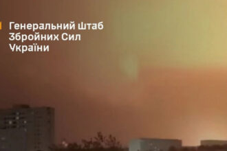 video ucraina a lovit o importanta rafinarie de motorina din regiunea samara rusia orasul sizran se confunta cu pene de curent si caldura 695159eb99fe0
