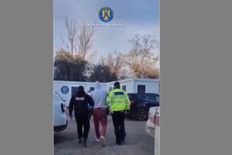 video un tanar de 24 de ani retinut de politistii de la rutiera fara permis si pozitiv la drugtest 6955584224434