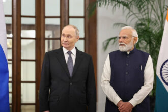 vladimir putin sustine ca rusia va continua sa livreze fara intreruperi petrol indiei cum l a descris narendra modi pe liderul rus 6932e0e389715