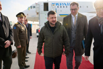 zelenski a ajuns la berlin pentru discutii de pace in ucraina ce vrea liderul ucrainean sa i convinga pe trimisii lui trump 693ecc4077ab6