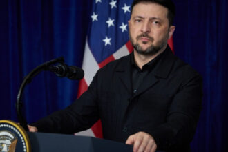 zelenski anunta ca sua au propus ucrainei garantii de securitate pe o perioada de 15 ani el vrea referendum pentru planul de pace 6952769f0a4e3