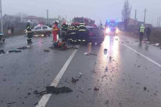 accident grav pe e85 in neamt un mort si cinci raniti intre care doi copii trafic blocat pe ambele sensuri 695d500887d0f